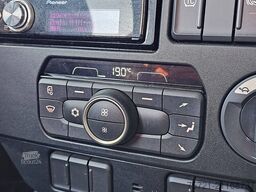 DAF CF 260 BDF+BOX LIFT AIRCO