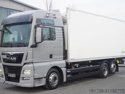 MAN TGX 26.480 / 6x2 / BDF Igloocar