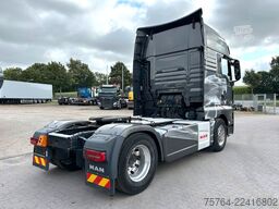 MAN TGX 18.520 mit 2-Kreis-Hydraulik / XXL-Haus