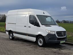 MERCEDES-BENZ SPRINTER 311 L2H2 Mbux RWD!