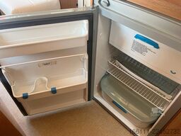EURAMOBIL Profila T 650 EB - Hub/Einzelbetten - Klima -