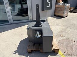Fendt Frontgewicht 1800kg