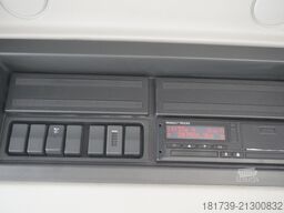 Renault C280 DTI 8 / HDS Fassi F135A.22 / remote