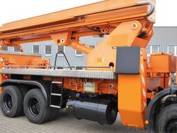 Mercedes-Benz 2222 6x4, Ruthmann, 28m. 3. Sitz