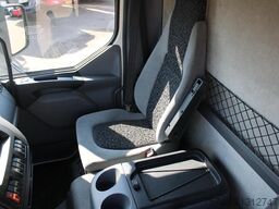 DAF LF 45.160 + EURO 5 + LIFT +MANUAL +  7.5T