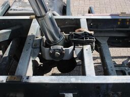 Nissan 45.13 + EURO 4 + C patent + tipper + MANUAL