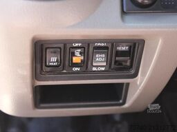 Nissan 45.13 + EURO 4 + C patent + tipper + MANUAL