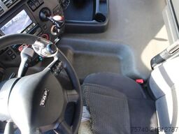 DAF CF 85.460 8X4 + 30  TON VDL hook + euro 5