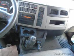 Volvo FL 16.240 + euro 5 + lift + 16t + MANUAL