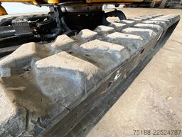JCB 8018