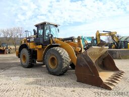 CAT 966 M