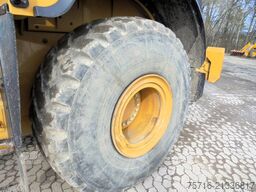 CAT 966 M