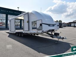 BRIAN JAMES TRAILERS Race Transporter 7 Seilwinde Solar Kamera