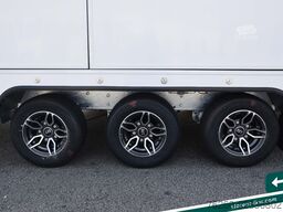 BRIAN JAMES TRAILERS Race Transporter 7 extra Hoch Solar Kamera
