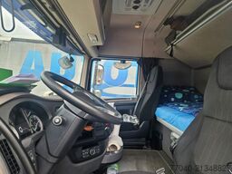 DAF XF 530 FT Space Cab