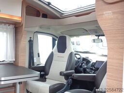 WEINSBERG CaraCompact 600 MEG Pepper Peugeot