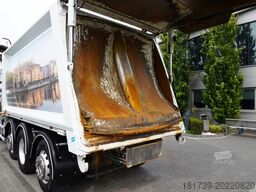 Mercedes-Benz Antos 3240 8x2 / Tajfun 5T crane / Farid