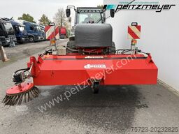 Dücker Anbau - Kehrmaschine FKM 2200