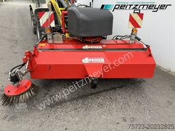 Dücker Anbau - Kehrmaschine FKM 2200