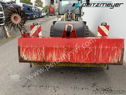 Dücker Anbau - Kehrmaschine FKM 2200