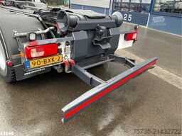 DAF FAD CF 530 8x4 Euro 6 Palfinger 33 Tonmeter laa...