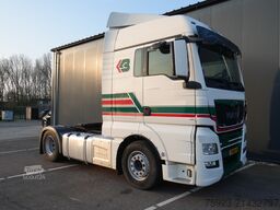 MAN TGX 18.420 tractor unit 568.600KM