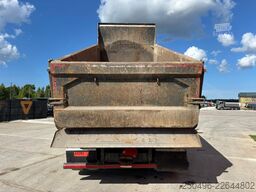 Volvo FH 16 750 8x4 RETARDER / TANDEM AXLE LIFT / BOX...