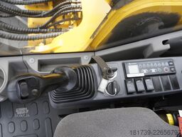 Liugong CLG925E crawler excavator / 1700 MTH!
