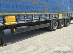 Schmitz Cargobull Curtainsider Mega