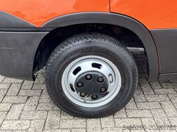 Iveco Daily 35C15 2.3 375 Trekhaak 3500kg Laadklep 50...