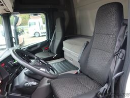 Scania P250 Bak+Dhollandia 2.000 kg 4x2  6 Cilinder