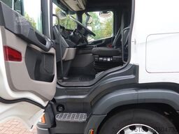 Scania P250 Bak+Dhollandia 2.000 kg 4x2  6 Cilinder
