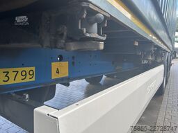 Krone Box Liner / Chassis + 45 Ft High Cube Container...
