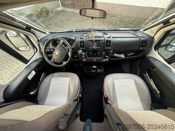 Eura Mobil Profila T 695 EB