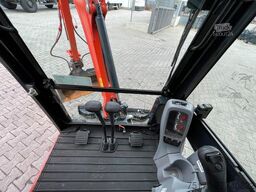 Kubota KX019-4 / nur 299h / 2024 / Löffelpaket