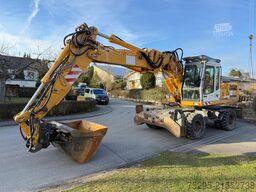 Liebherr A924 Litronic Mobilbagger abknickbarer Hauptarm