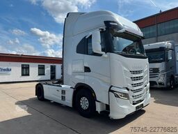 IVECO S-WAY 480 * RETARDER * VOLLVERKLEIDUNG *