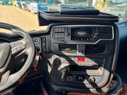 IVECO S-WAY 480 * RETARDER * VOLLVERKLEIDUNG *