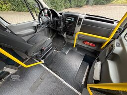 MERCEDES-BENZ Sprinter 313 BlueTEC 9 Sitze Rollstuhllift Klima