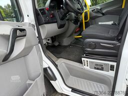 MERCEDES-BENZ Sprinter 313 BlueTEC 9 Sitze Rollstuhllift Klima