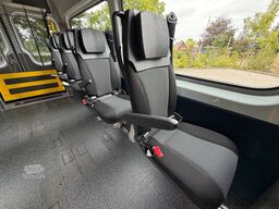 MERCEDES-BENZ Sprinter 313 BlueTEC 9 Sitze Rollstuhllift Klima