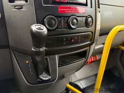 MERCEDES-BENZ Sprinter 313 BlueTEC 9 Sitze Rollstuhllift Klima