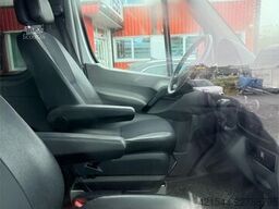 Mercedes-Benz Sprinter 516 minibus with 16+1 seats, smart tachog