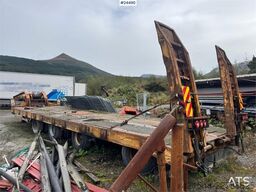 Damm 4-Axle Machinery Trailer with Hydraulic Ramps