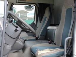 VOLVO FL 210 4x2 BL - Nr.: 195