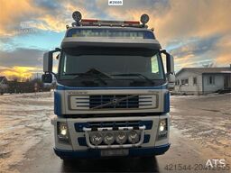Volvo FM12 Globetrotter 6x4 crane truck w/ rear mounted