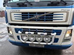Volvo FM12 Globetrotter 6x4 crane truck w/ rear mounted