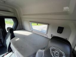 Scania P450 A4X2NA