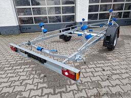 trailershop Bootanhänger direkt 1300kg GN231 Neptun