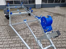 trailershop Bootanhänger direkt 1300kg GN231 Neptun